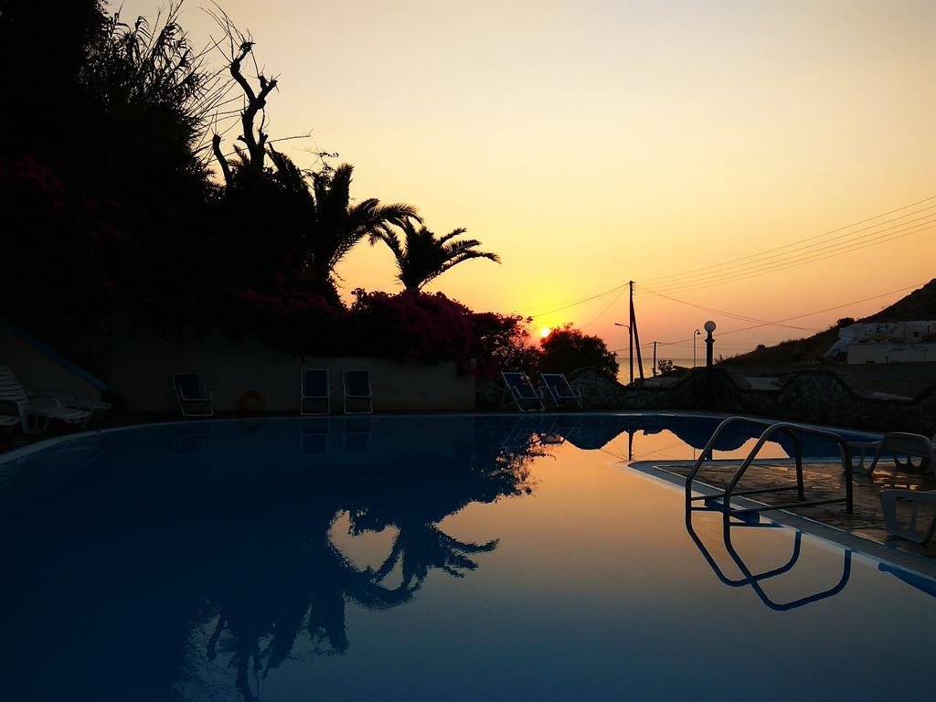 Porto Castello Hotel Fira  Exterior photo